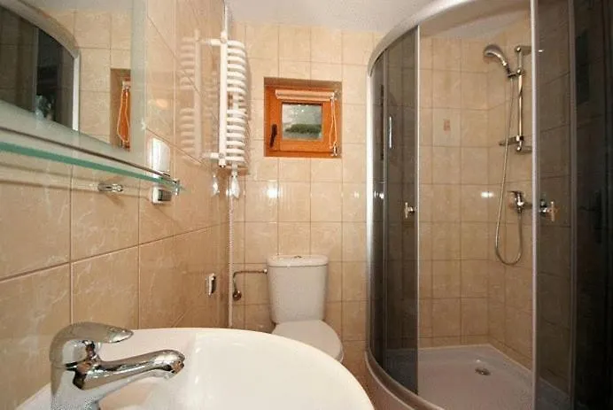 ロッジ Filarowka ウェバ